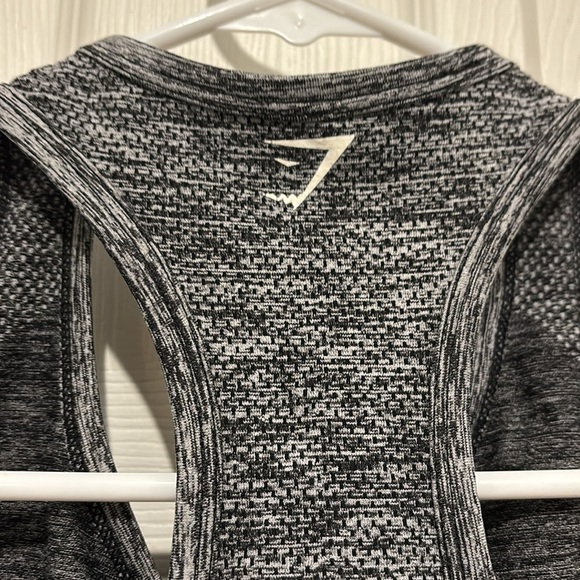 Gym shark tank top - Picture 5 of 8